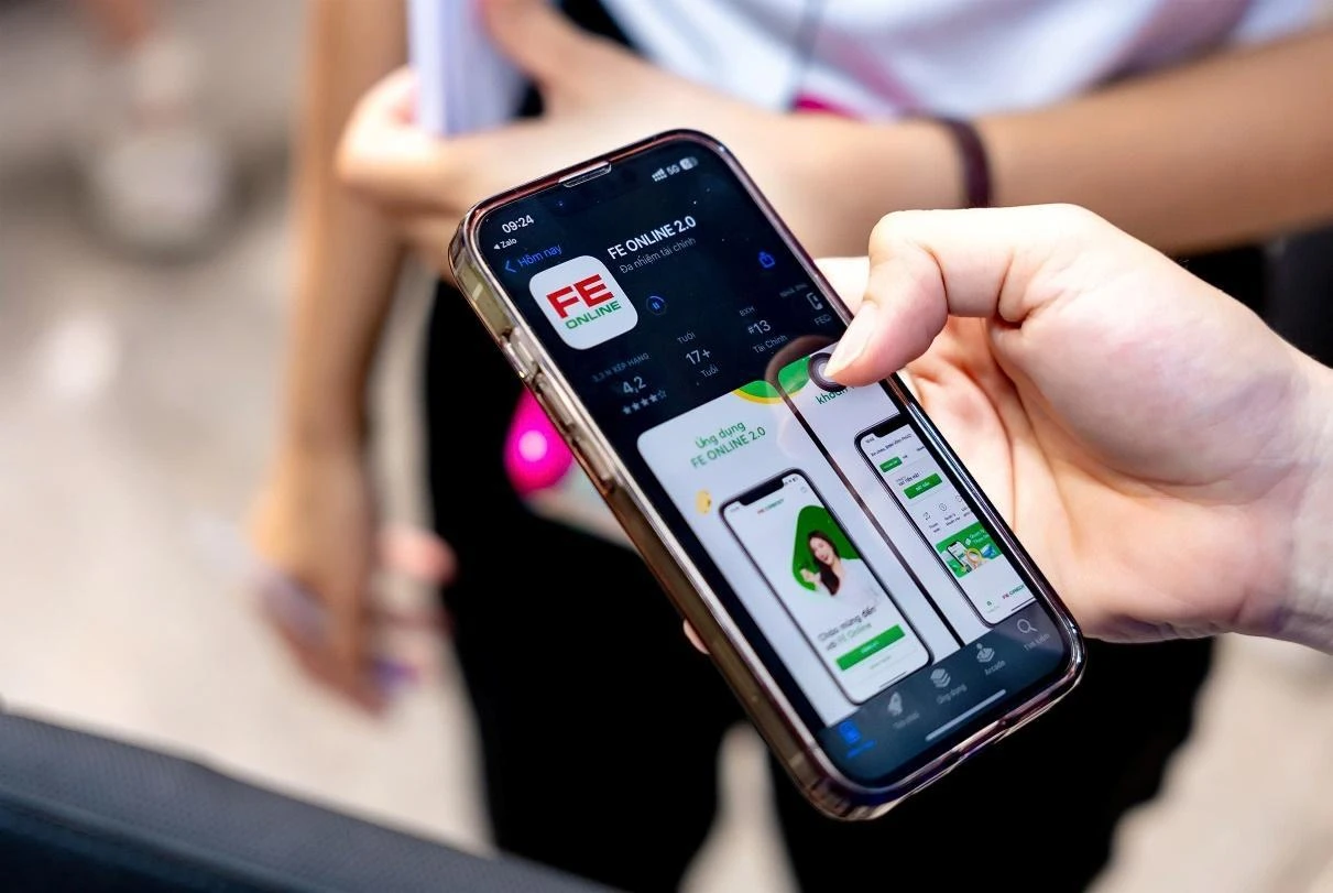 FE ONLINE 2.0 – “Trợ thủ” tài chính mùa tựu trường 2025