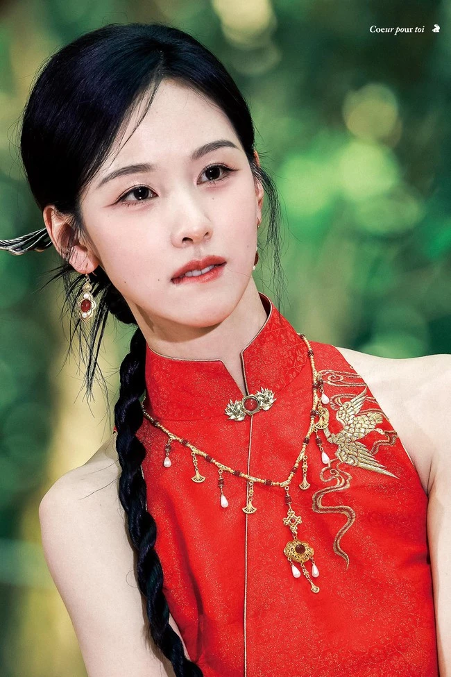 Mỹ nhân Trung Quốc tuyên truyền phim mới mà đẹp chấn động: Quốc sắc thiên hương, bạch nguyệt quang trong truyền thuyết