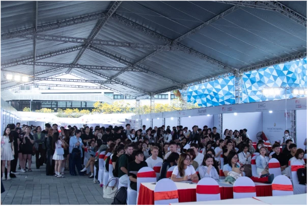 Doanh nghiệp “săn đón” nhân tài từ giảng đường BUV