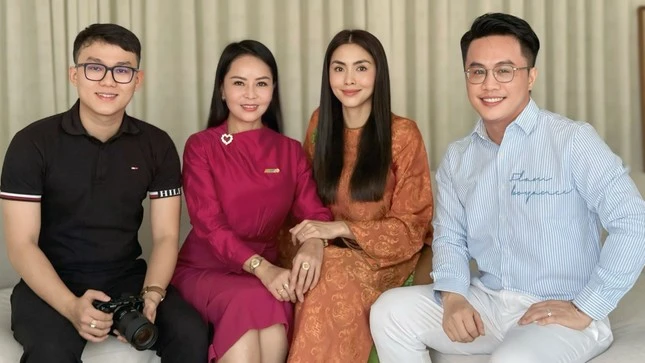 Tăng Thanh Hà xuất hiện trên sóng trực tiếp