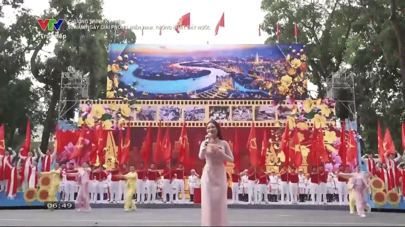 Màn trình diễn của 2 nghệ sĩ trẻ tại đại lễ 30/4 khiến netizen “sĩ đến hết đời”: Hát hay, rap tốt, quá tự hào!