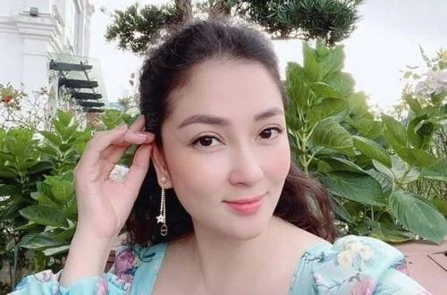 Hoa hậu Việt Nam nổi tiếng cả nước: Thi xong, cô chủ nhiệm cấp 3 mới nói ban tổ chức về điều tra tôi