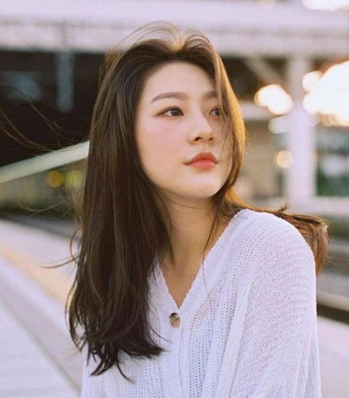 Gia đình Kim Sae Ron bất ngờ xác nhận video con gái thân mật với người lạ, tiết lộ 1 thông tin lật tình thế!