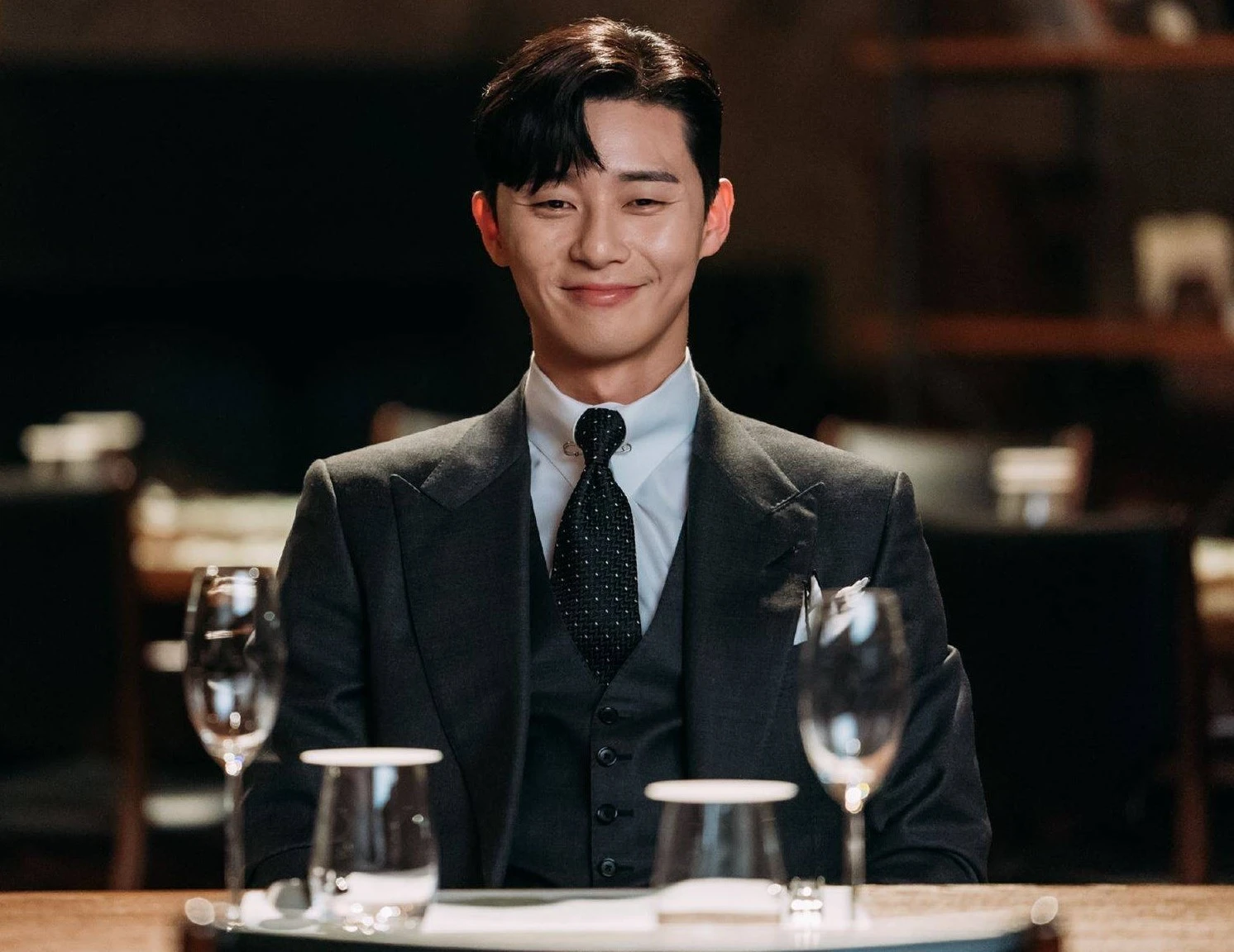 Tài tử Park Seo Joon cứu sống em nhỏ bị u não, bức thư của người mẹ gây xôn xao cõi mạng