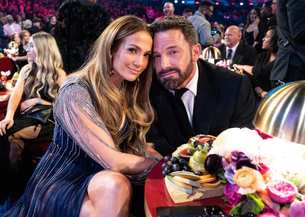 Một năm tệ hại của Jennifer Lopez