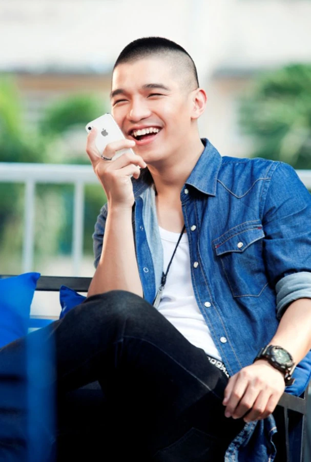 Quá khứ của một anh tài: Bị bố bắt nghỉ tập nhảy, từ “thảm hoạ” đến “cú hích” tại show Chông gai là cả hành trình dài!