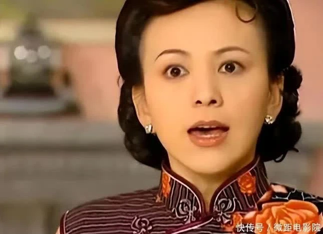 Bị chê vì đối xử kỳ quặc với con trai, nữ diễn viên đình đám trả lời cực gắt