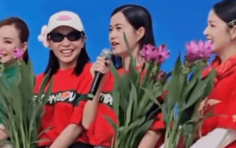 Puka và Khả Như chạm mặt sau tin đồn 