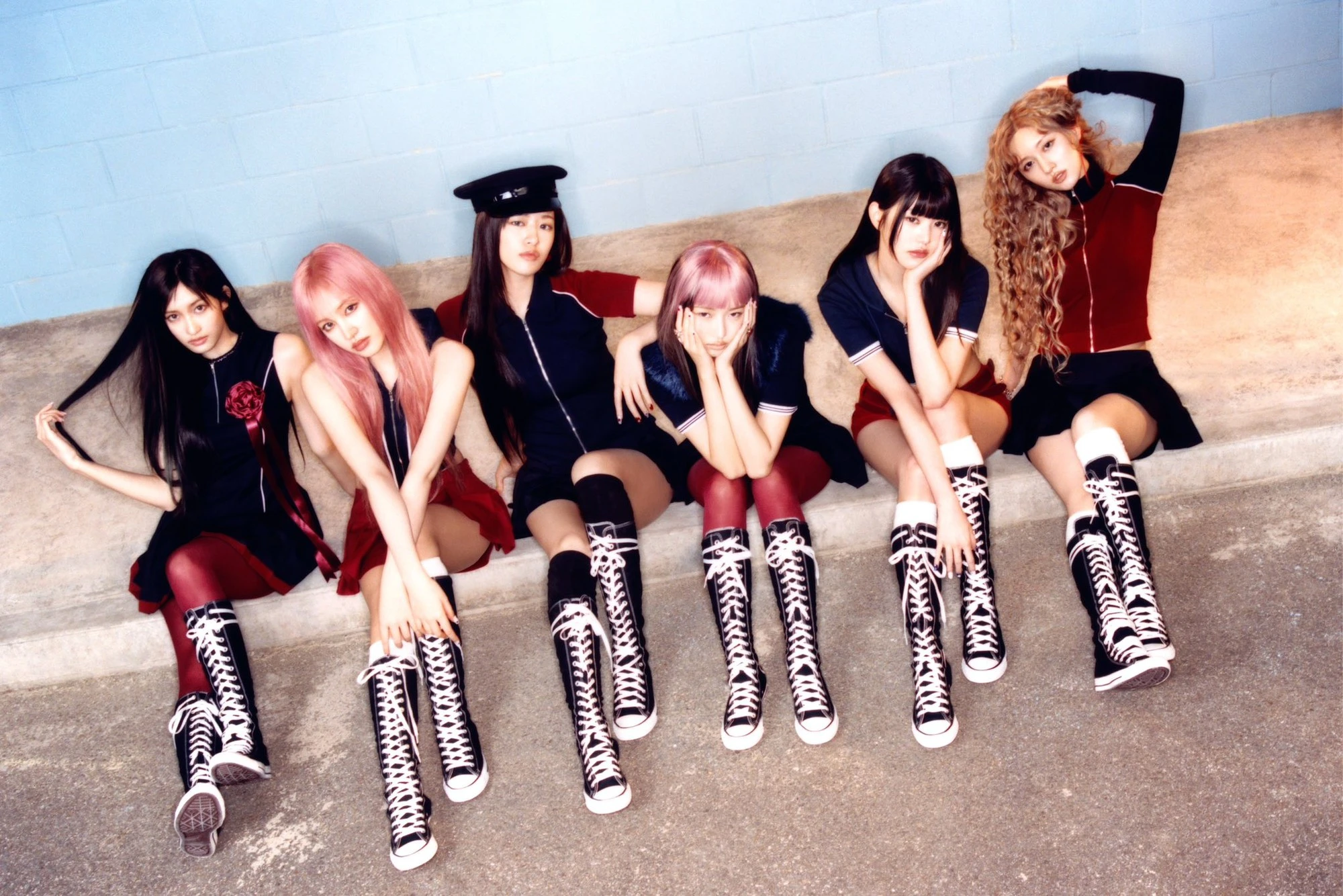 Công chúa Kpop hết được thiên vị, ngày càng “xấu lạ”?
