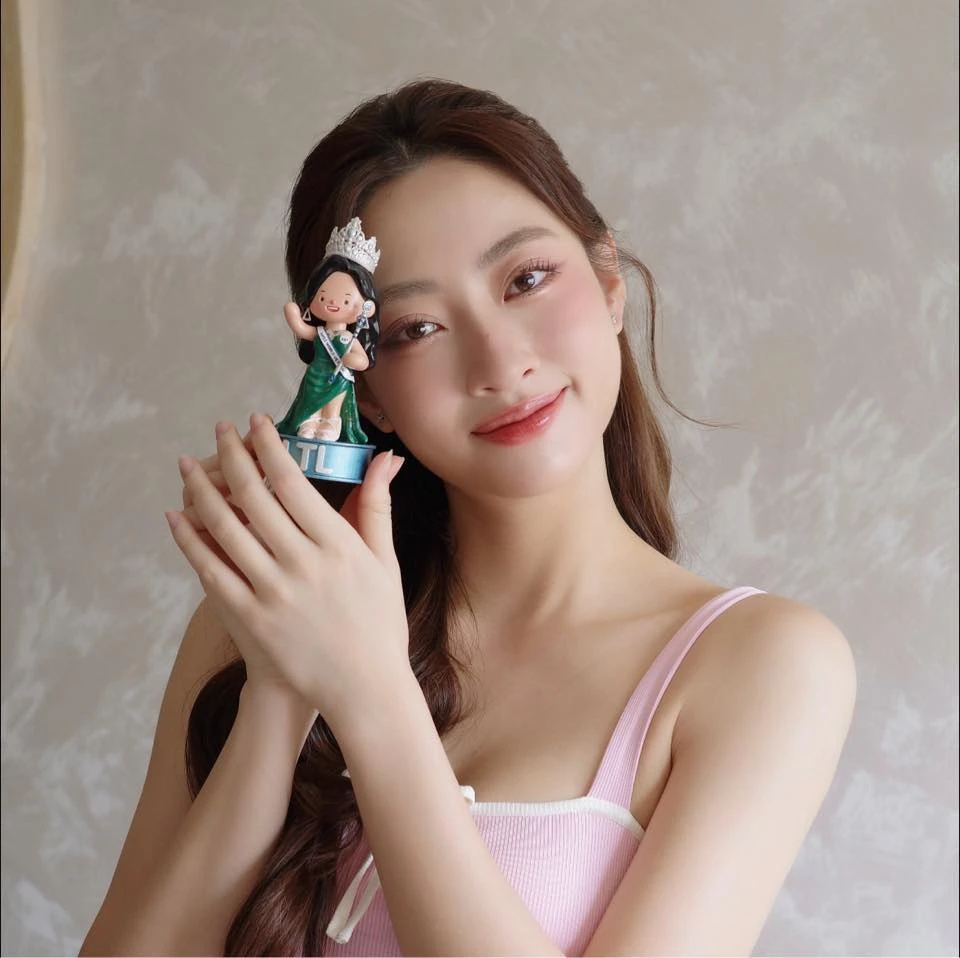 10 nghệ sĩ học giỏi nhất nhì showbiz Việt