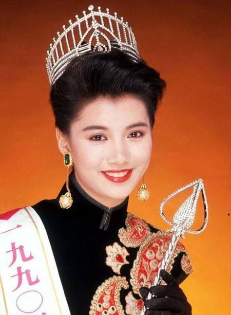 “Cái mỏ hỗn nhất showbiz” thừa nhận quá khứ “bé ba”, bị cấm sóng vì đắc tội “ông lớn”