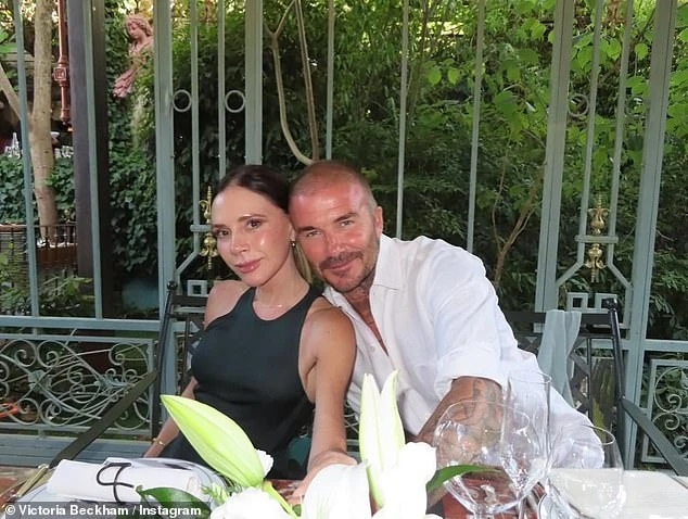Con cả nhà Beckham nói lời tâm can, tri ân cả nhà vợ tỷ phú, tuyệt đối không 1 câu nhắc đến David và Victoria