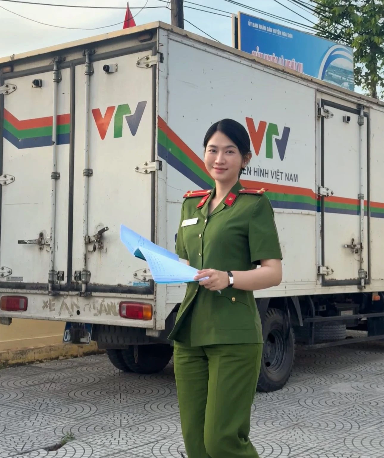 Hiếm lắm mới có mỹ nhân Việt để mặt mộc đẹp không lối thoát, bảo sao 10 triệu fan say như điếu đổ