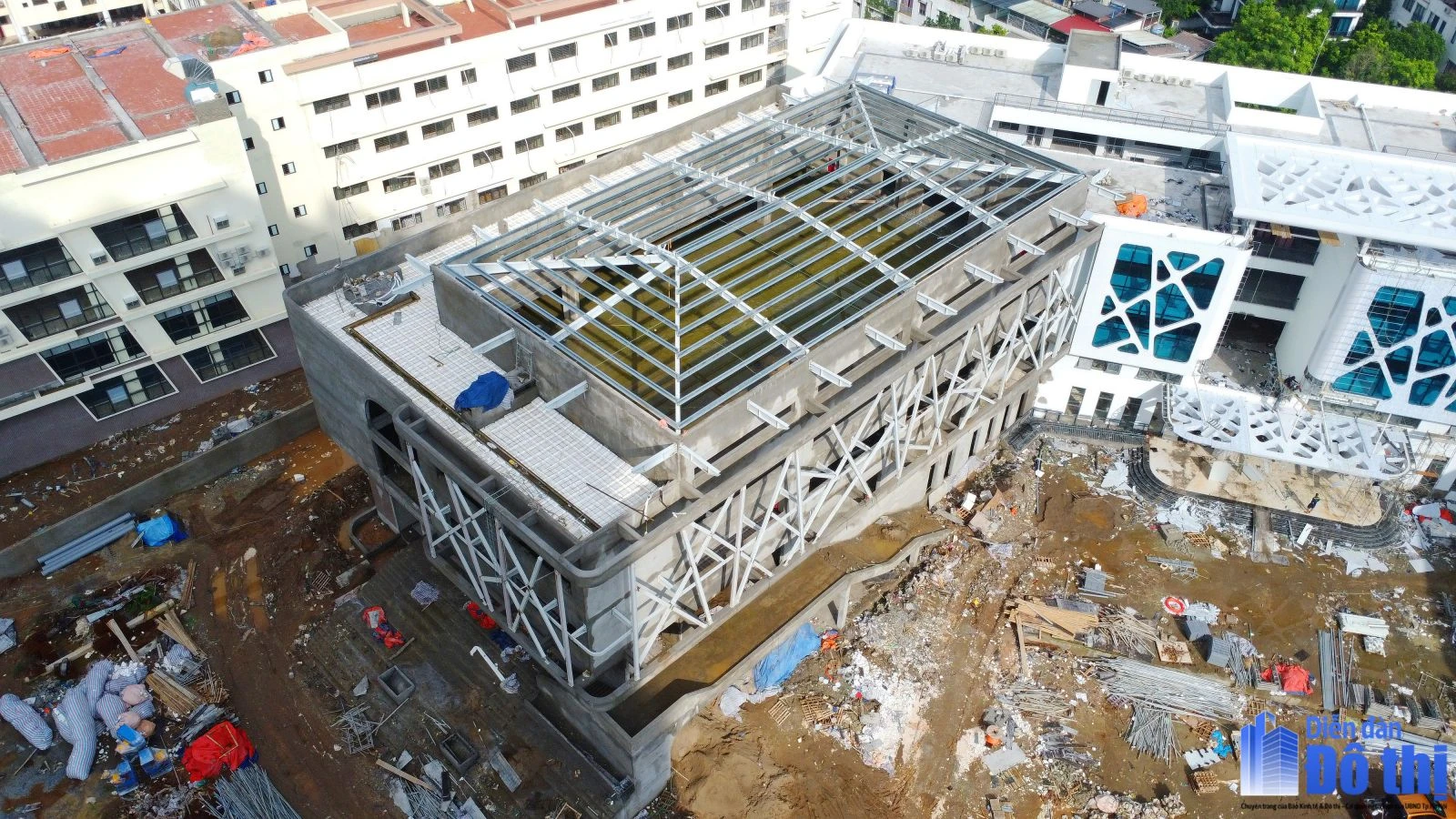 Thêm 1 trường TIỂU HỌC CÔNG LẬP đang dần hoàn thiện khiến phụ huynh Hà Nội phấn khích: Hoành tráng quá!