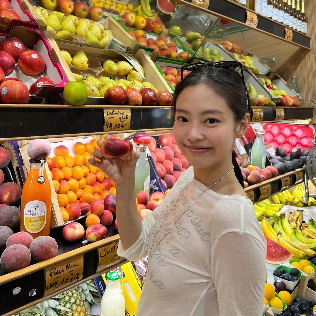 Bùng binh tình ái: Jennie (BLACKPINK) 