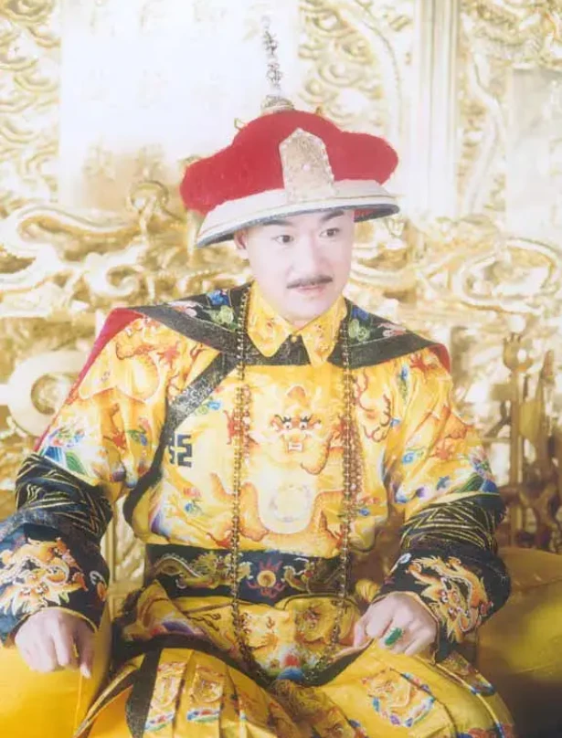 “Càn Long” mất hết danh tiếng vì nhận quảng cáo “lố”, còng lưng gánh “nghịch tử” là tội phạm