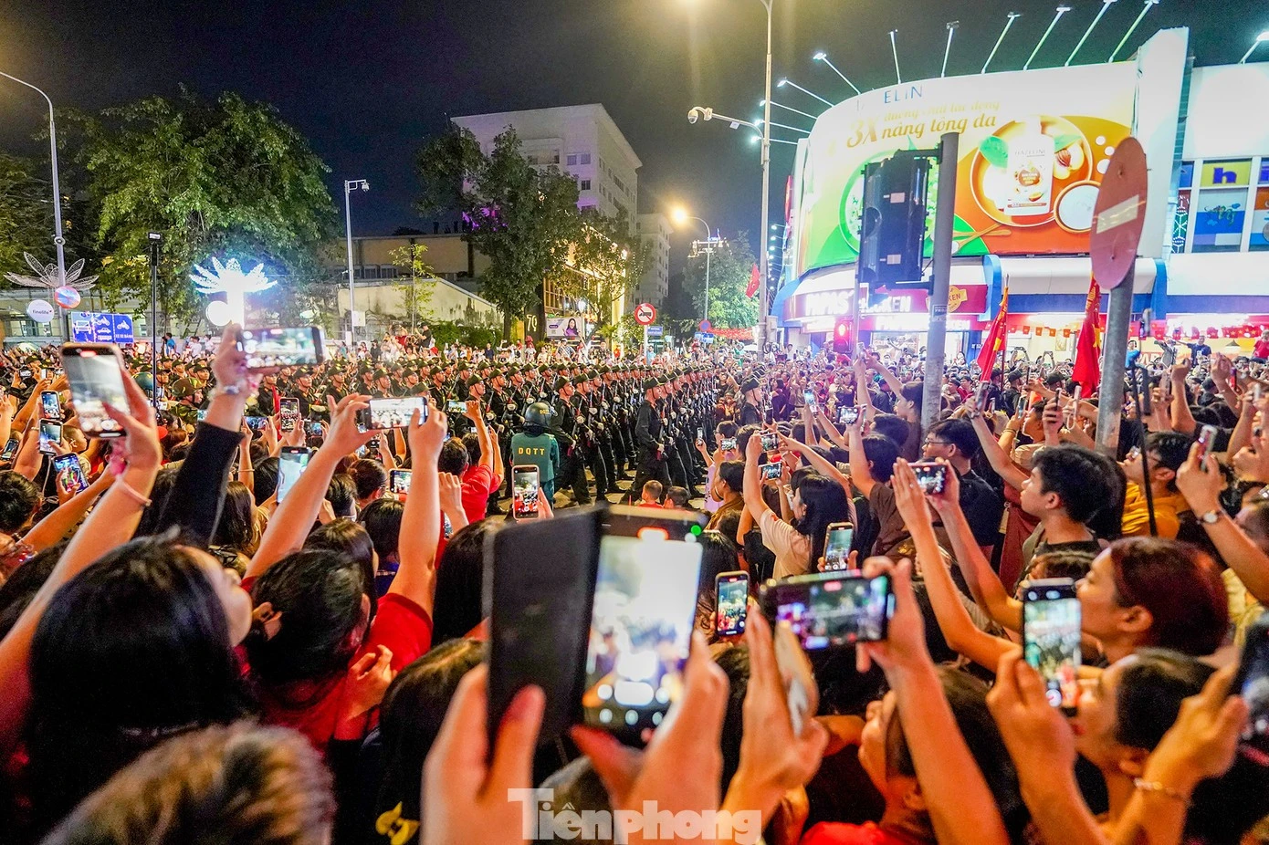 Hà Nội ưu tiên vị trí hàng đầu, đồ ăn nhẹ cho cựu chiến binh theo dõi Lễ diễu binh, diễu hành