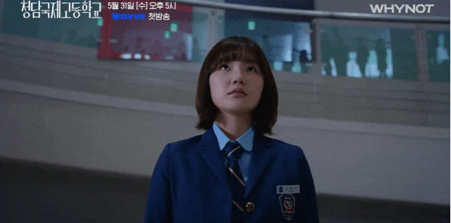 Tiểu thư tài phiệt đang khiến dân tình phát mê: Kiêu ngạo hống hách không ai bằng nhưng được tha thứ vì quá xinh