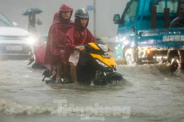 Từ đêm nay, miền Bắc bước vào đợt mưa rất lớn