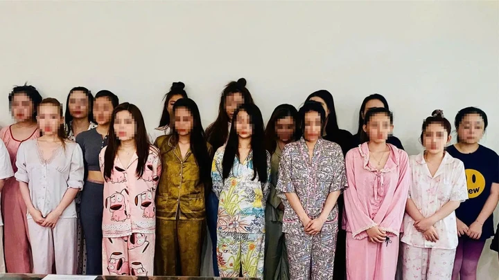 Nữ nhân viên bán dâm ở cơ sở massage: 'Đi làm bình thường đâu có tiền nhiều vậy'