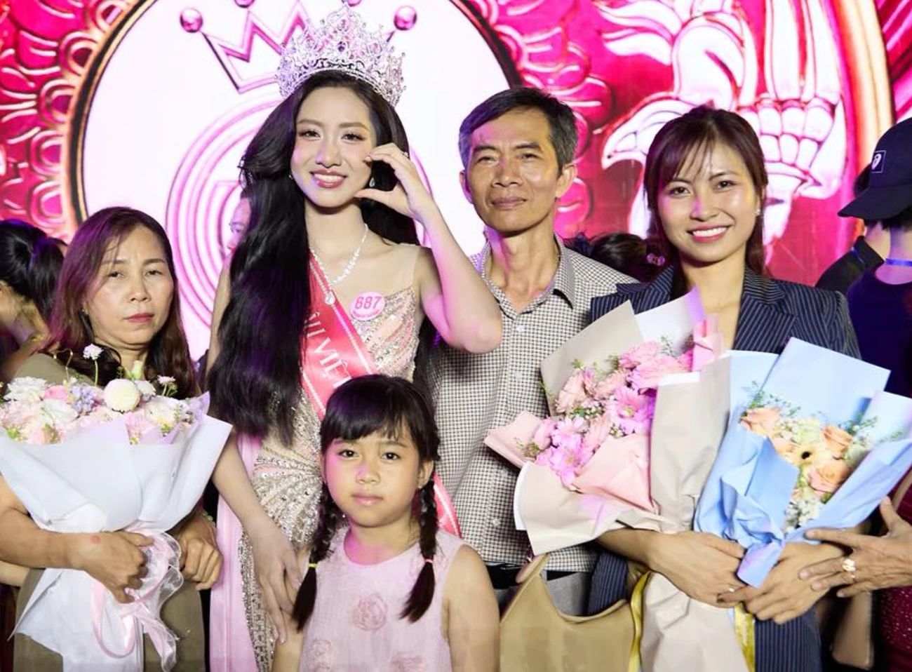 10 điều mới biết về Hoa hậu Hà Trúc Linh