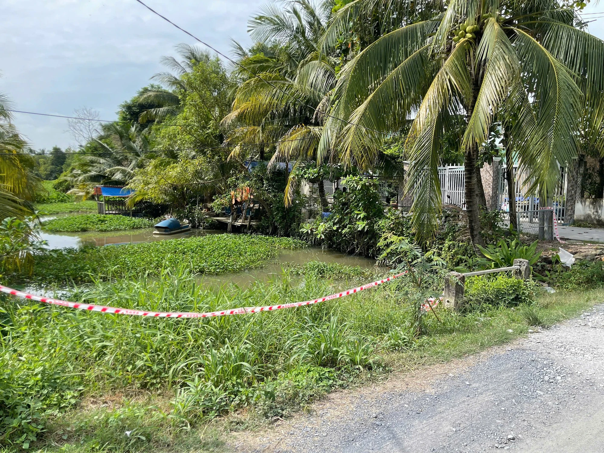 TP HCM: Đi tìm con, người mẹ phát hiện sự việc đau lòng