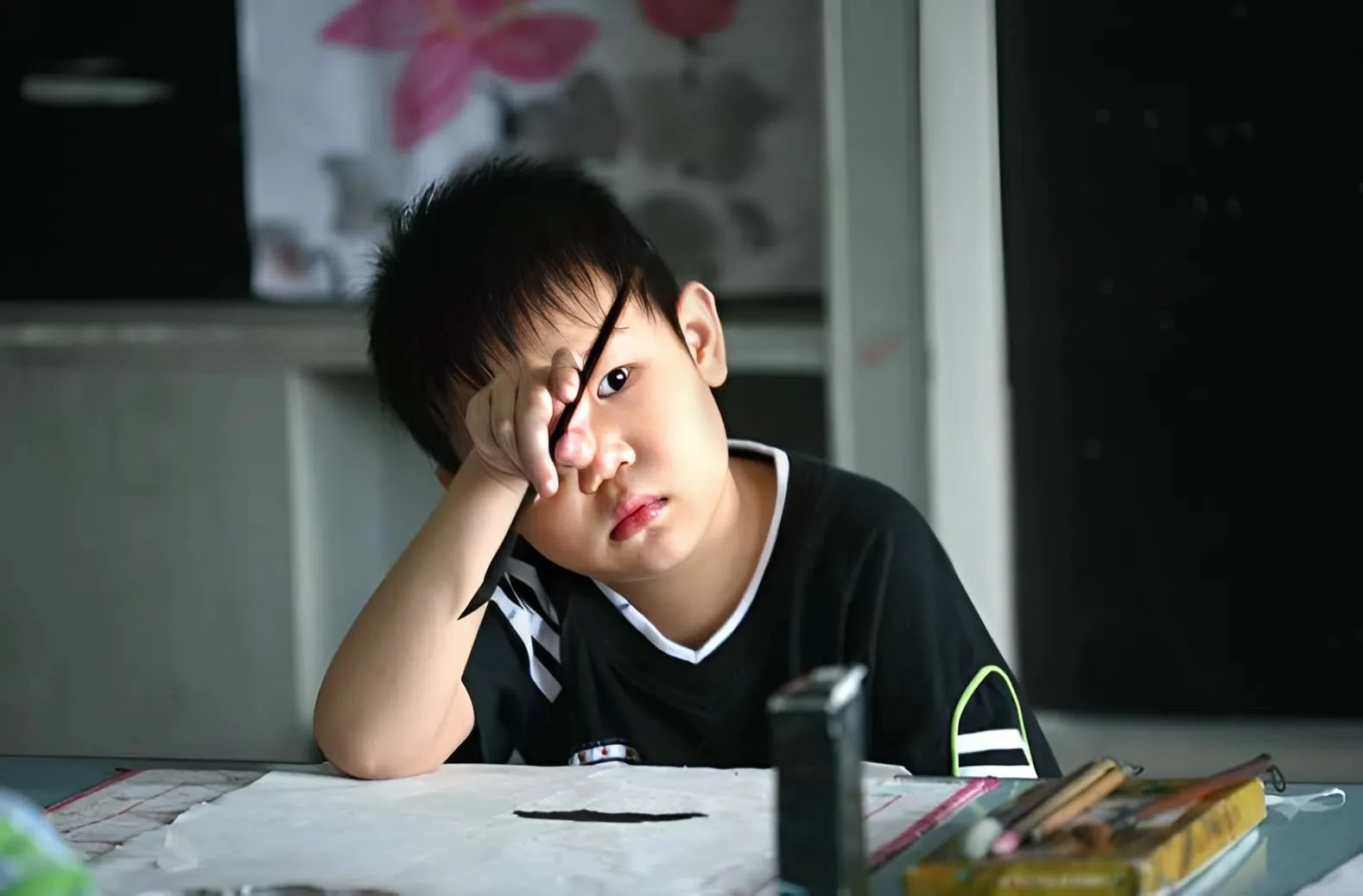 Vấn đề trẻ em bị truyền hình phơi bày cảnh báo cả thế giới: Cha mẹ kiểu này là kẻ hại con lớn nhất!