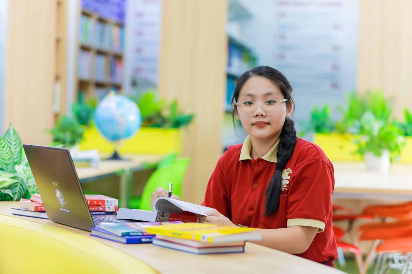 Hà Tiểu Linh và hành trình chinh phục 10 trường đại học danh tiếng Hoa Kỳ