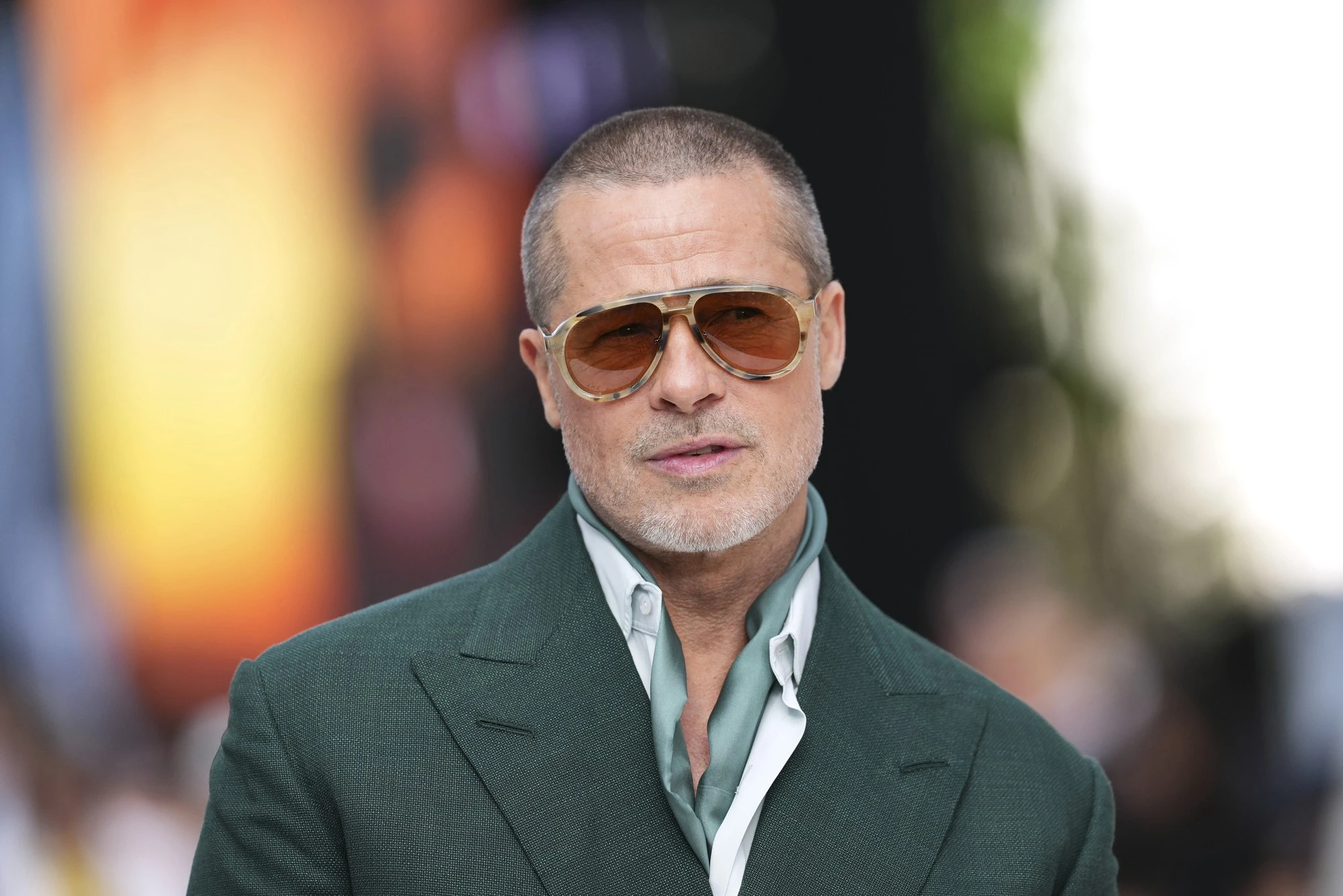 Đôi bạn thân Brad Pitt, George Clooney vào tốp 