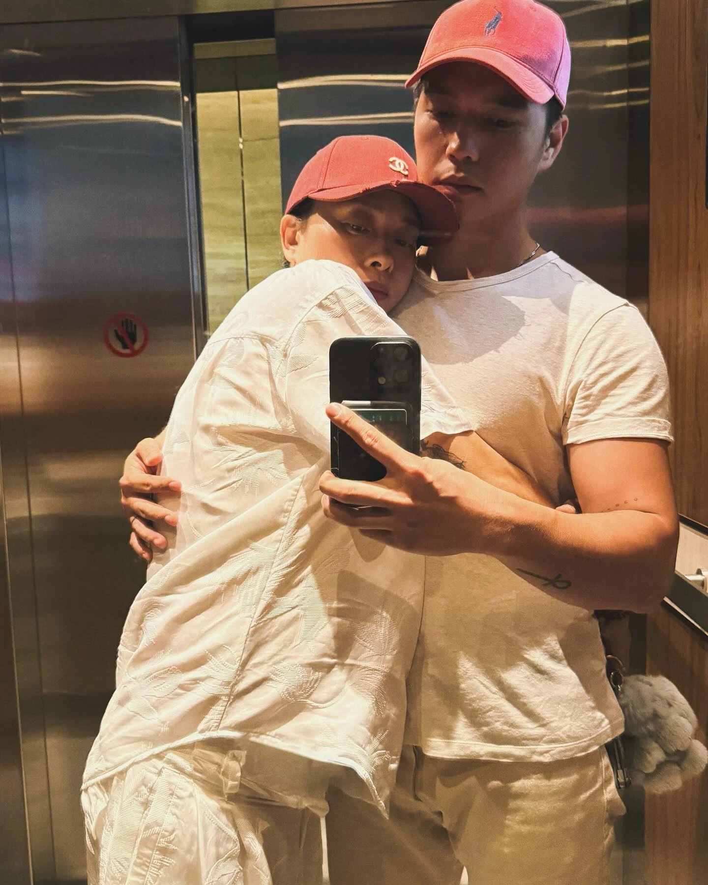 Con gái còn chưa chào đời, ông xã Huy Trần của Ngô Thanh Vân đã lo lắng điều này