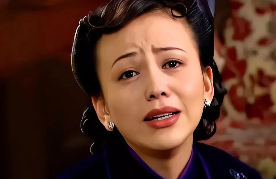 Sao nữ Tân Dòng Sông Ly Biệt thừa nhận nỗi đau con trai bất hiếu