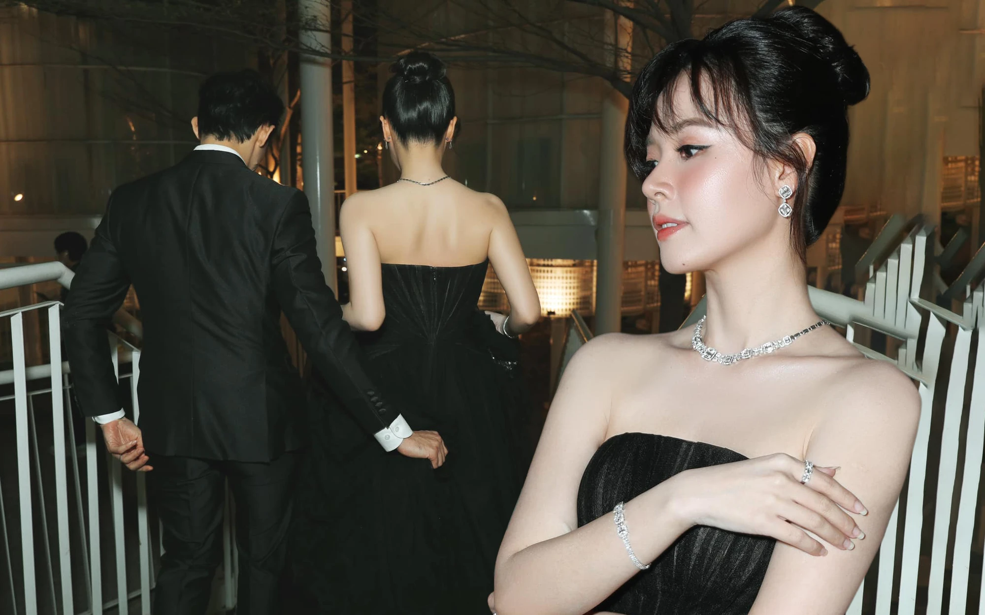 Người đẹp Vbiz làm dâu 