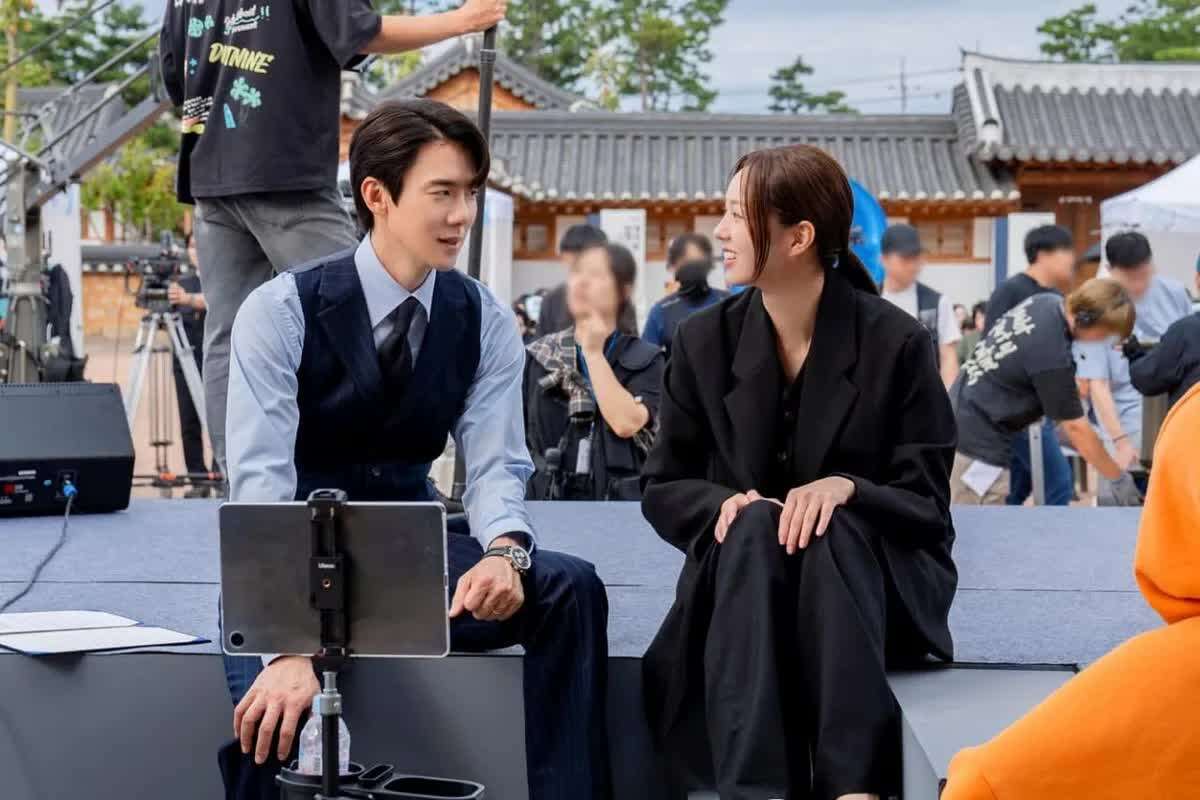 Hậu thành công của When The Phone Rings, Yoo Yeon Seok muốn đi du lịch