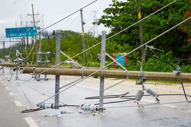 Bão Beryl mạnh lên lần nữa, chuẩn bị đổ bộ vào Texas