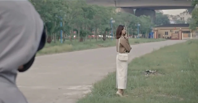 2 lần nghe điện thoại 