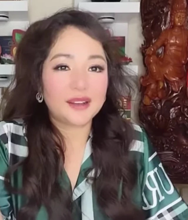 Vợ Đức Tiến từ chối yêu cầu của dòng họ vì muốn làm điều này cho chồng