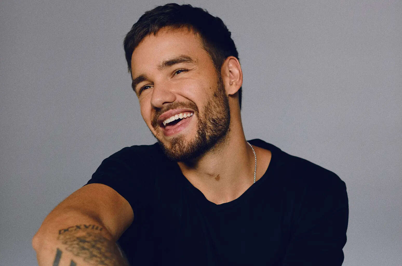 Liam Payne: Ngôi sao nhạc pop bị vắt kiệt sức, cái chết đột ngột khiến màn tái hợp của One Direction mãi mãi dở dang!