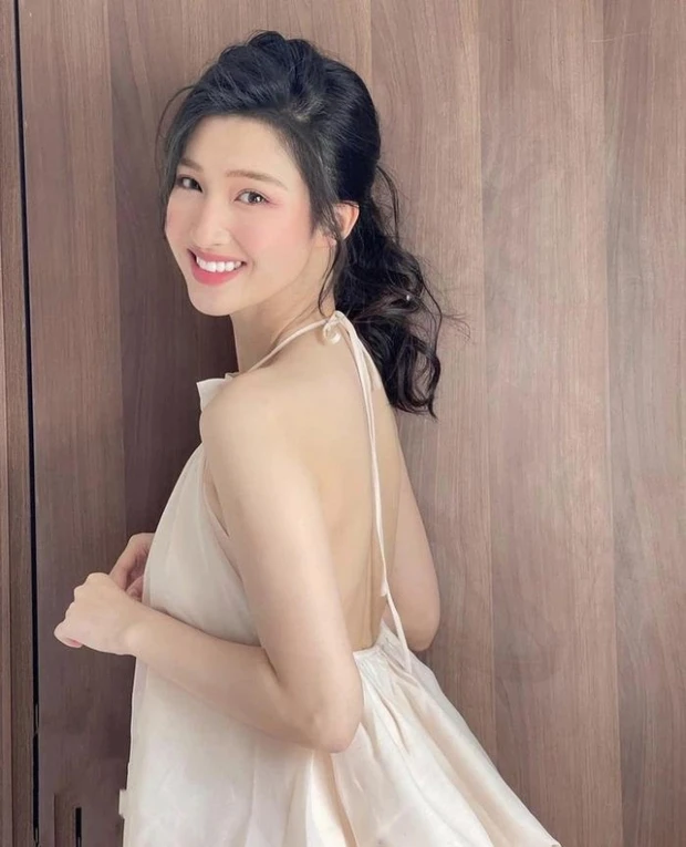 Á hậu Phương Nhi gần đây bất ngờ vắng mặt trong các sự kiện của công ty Sen Vàng, phía đại diện nói gì?