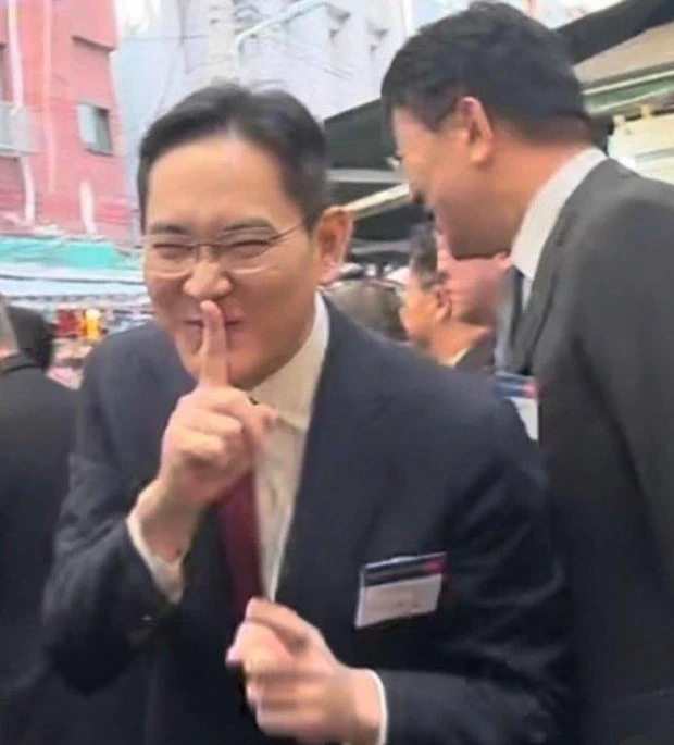 Chủ tịch Samsung 