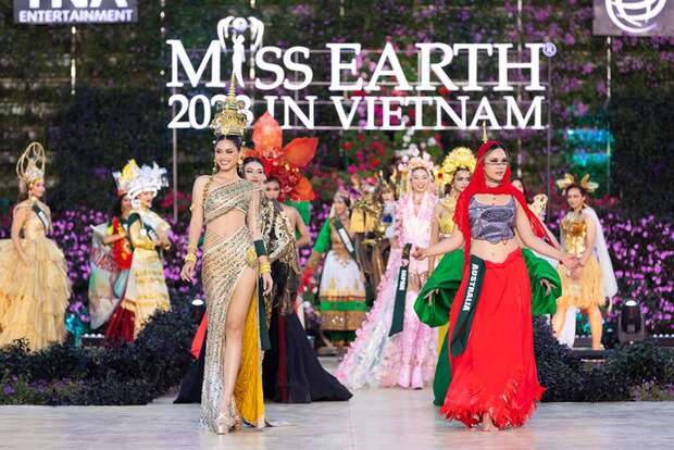 Bán kết Miss Earth 2023: Thi bikini dưới thời tiết 15 độ, trang phục đầu voi của Lan Anh bỗng viral khắp MXH