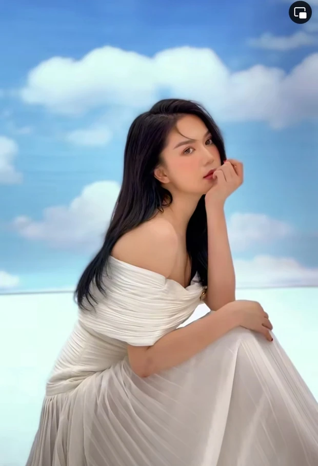 Ngọc Trinh tiết lộ lý do không chụp ảnh sexy, thừa nhận vẫn chưa quen khi làm việc trở lại