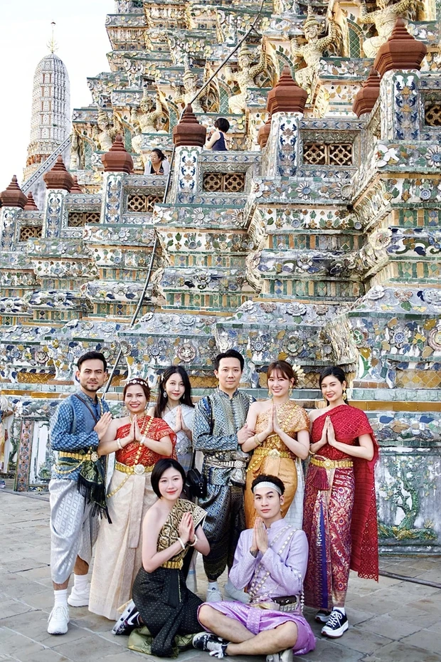 Hari Won review thái độ hội bạn quyền lực: Khui điểm khó chịu của Trấn Thành, tiết lộ nhân vật xếp vị trí số 1