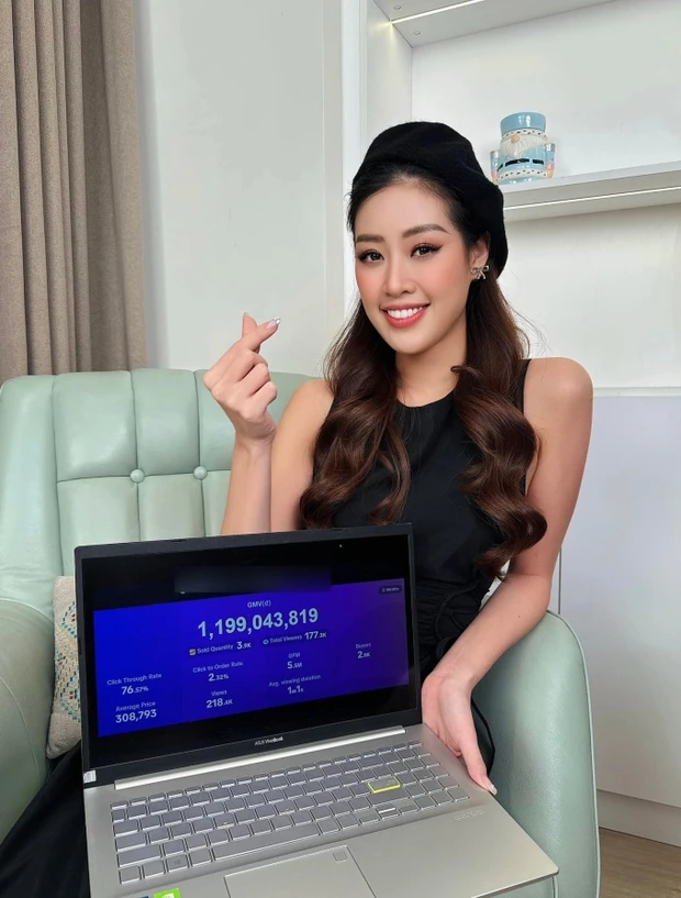 1 Hoa hậu Vbiz 