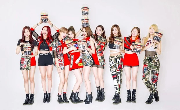 Chuyện gì đang xảy ra với TWICE?