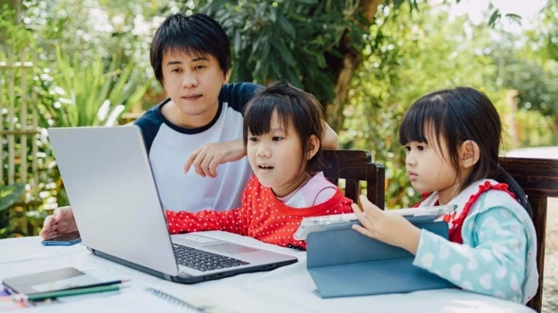 Xôn xao vụ 1 giảng viên bóc mẽ: 