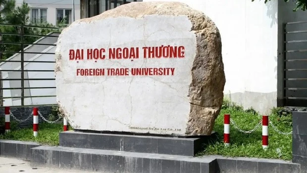 Là 1 trong 2 