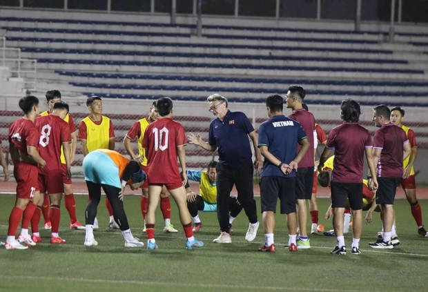 Chủ nhà Philippines ưu ái, tuyển Việt Nam lao vào tập luyện trước vòng loại World Cup 2026