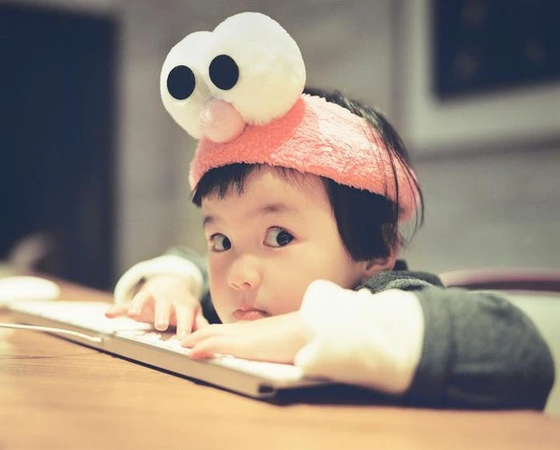 Sau khi trẻ 3 tuổi, cha mẹ hãy nói nhiều hơn về 7 chủ đề để giúp con thông minh