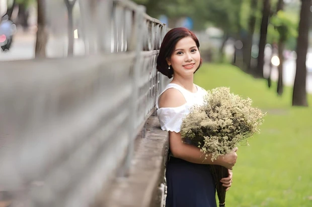 Kinh tế khó khăn, nên bán tài sản cho con đi du học hay để lại của cải thì tốt hơn? Đây là lựa chọn của bà mẹ Hà Nội