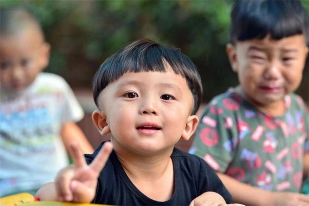 47% cha mẹ muốn dùng phương pháp dạy con này vào năm 2024, chuyên gia can ngăn: 